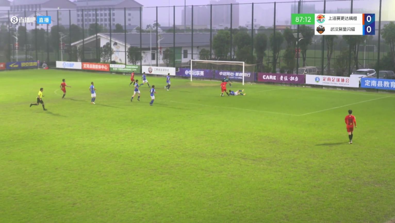 員工瘋狂助攻老板！58歲老板朱駿中冠替補完成絕殺