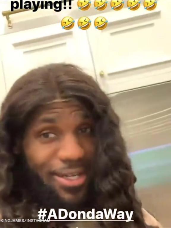 越看越炸裂！女裝老詹震驚眾人