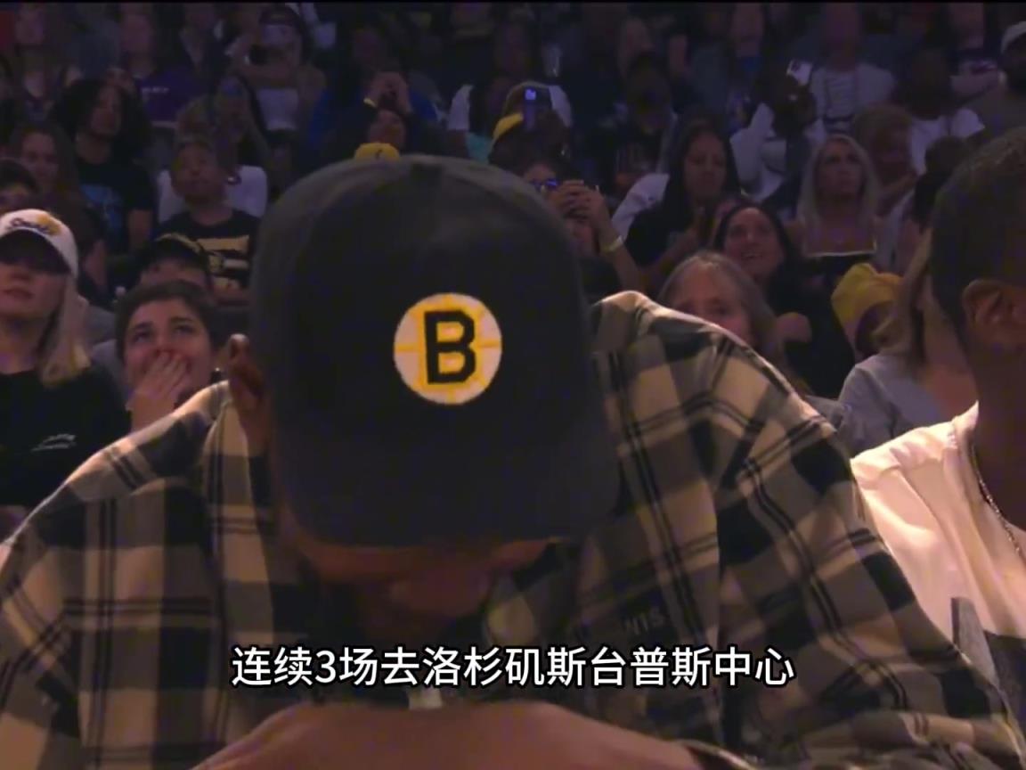 KD凡心大動？連續(xù)三場盯梢火花隊皮衣布林克庫里‘準(zhǔn)妹夫’上線？